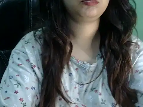 Snapshot of shivi_jaan chatting on 13, 5, 2026 shivi jaan online show from 13, 5, 2026