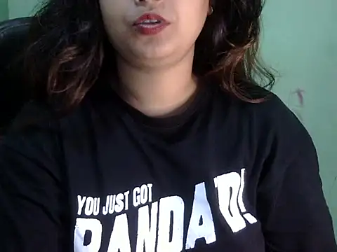 Snapshot of shivi_jaan chatting on 3, 5, 2026 shivi jaan online show from 3, 5, 2026