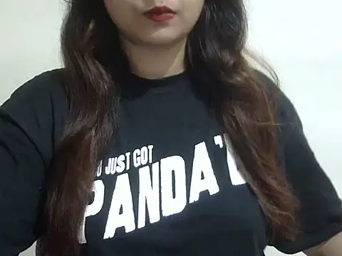 Snapshot of shivi_jaan chatting on 11, 6, 2026 shivi jaan online show from 11, 6, 2026