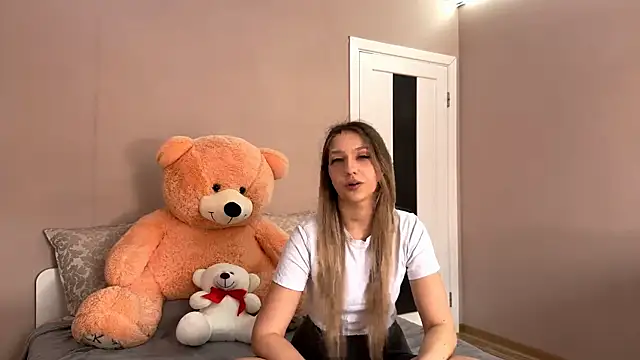 SondraLongest online show from 26, 3, 2026