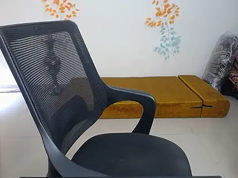sweety gaur online show from 4, 6, 2026