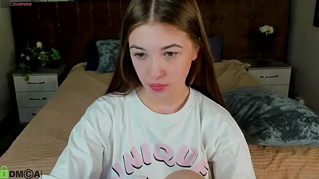 Miss Shanel online show from 28, 4, 2026