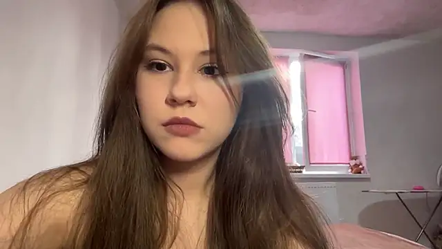 Snapshot of NyelleSpir chatting on 3, 4, 2026 NyelleSpir online show from 3, 4, 2026