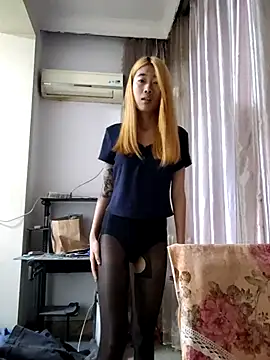 Snapshot of lala4125 chatting on 26, 4, 2026 lala4125 online show from 26, 4, 2026