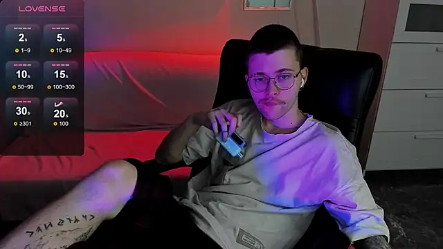 Thomas Norton online show from 17, 4, 2026