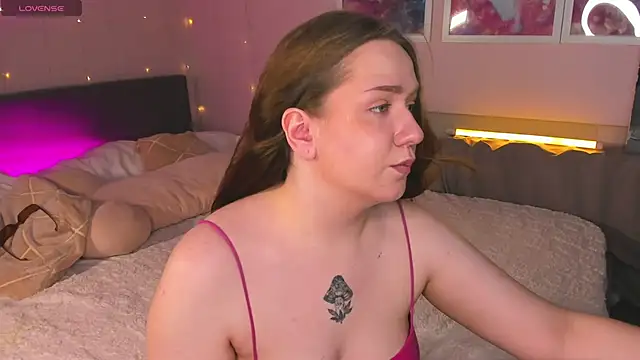 Snapshot of Lilit_Sinful chatting on 16, 4, 2026 Lilit Sinful online show from 16, 4, 2026
