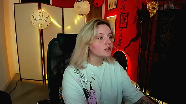 KathyBriggs online show from 10, 5, 2026