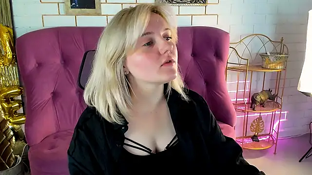 KathyBriggs online show from 25, 4, 2026