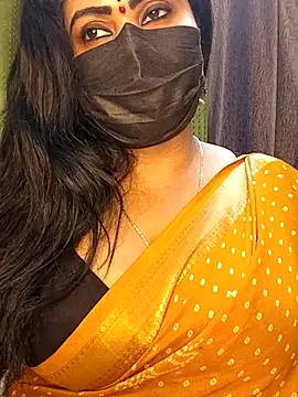 Snapshot of Anushka_flower chatting on 24, 5, 2026 Anushka flower online show from 24, 5, 2026