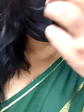 Snapshot of Anushka_flower chatting on 20, 6, 2026 Anushka flower online show from 20, 6, 2026
