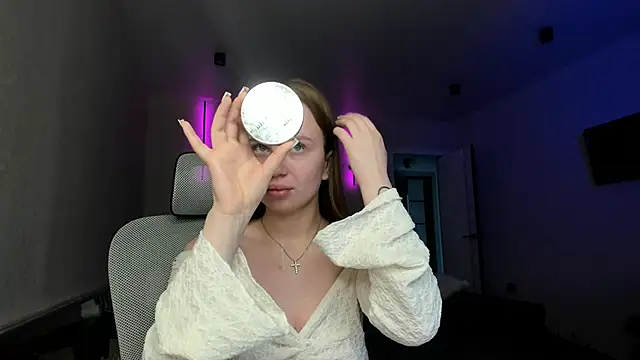 BunnyShinex online show from 25, 5, 2026