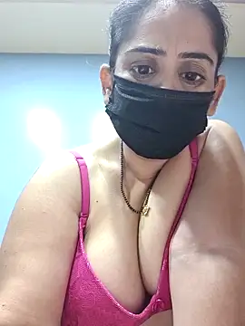 Snapshot of sonalidey5564 chatting on 8, 4, 2026 sonalidey5564 online show from 8, 4, 2026