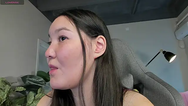Snapshot of CamilaMartiez chatting on 7, 7, 2026 CamilaMartiez online show from 7, 7, 2026