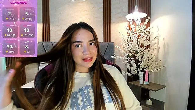 Snapshot of Anissa_m_ chatting on 7, 4, 2026 Anissa m online show from 7, 4, 2026