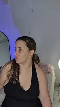 Snapshot of _JuliethSexy_ chatting on 16, 6, 2026 JuliethSexy online show from 16, 6, 2026