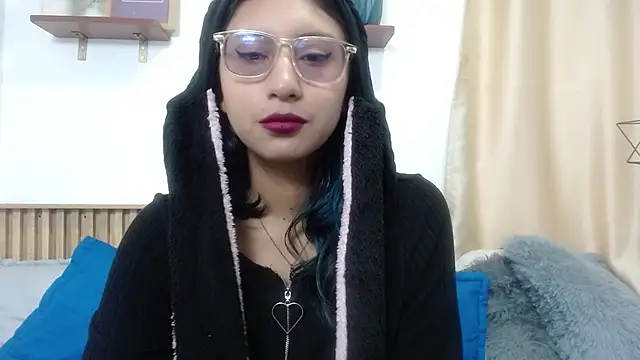 Violet 2003 online show from 27, 6, 2026