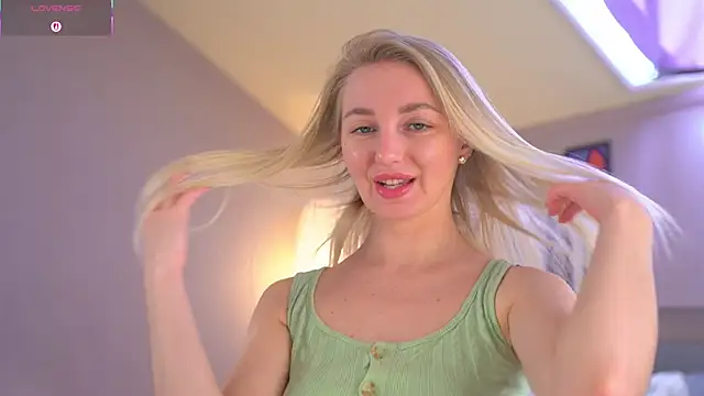 Snapshot of Sweety_Becky chatting on 14, 5, 2026 Sweety Becky online show from 14, 5, 2026