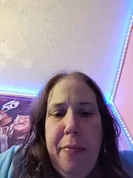 023thickandjuicy07 online show from 18, 6, 2026