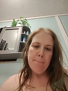 Snapshot of 023thickandjuicy07 chatting on 19, 5, 2026 023thickandjuicy07 online show from 19, 5, 2026