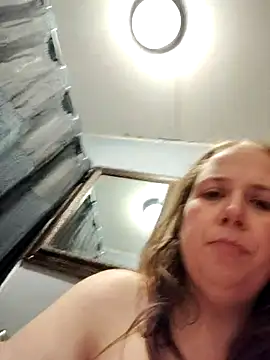 Snapshot of 023thickandjuicy07 chatting on 12, 4, 2026 023thickandjuicy07 online show from 12, 4, 2026