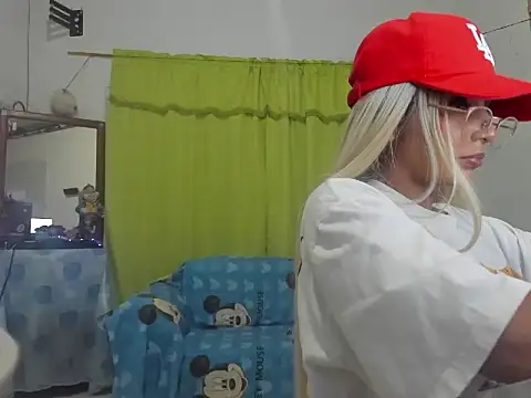 skinny tyffany online show from 27, 5, 2026