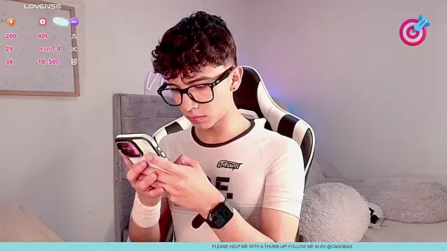 Snapshot of niico_prince chatting on 7, 7, 2026 niico prince online show from 7, 7, 2026