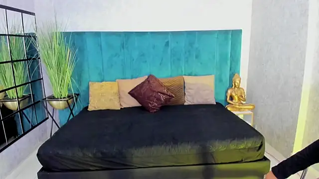 Antoniajblair online show from 2, 6, 2026
