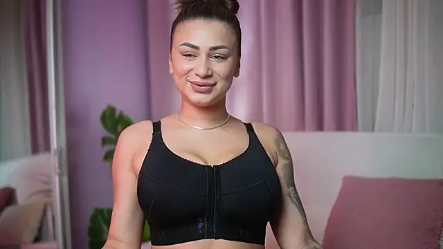 AmeliaBarbie online show from 15, 4, 2026