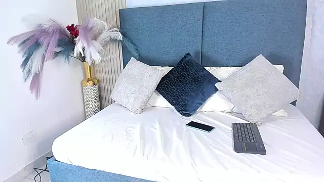 Penelopebrooks online show from 1, 4, 2026