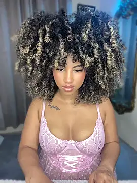 Snapshot of Kendra_curly chatting on 12, 7, 2026 Kendra curly online show from 12, 7, 2026