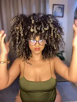 Snapshot of Kendra_curly chatting on 13, 7, 2026 Kendra curly online show from 13, 7, 2026