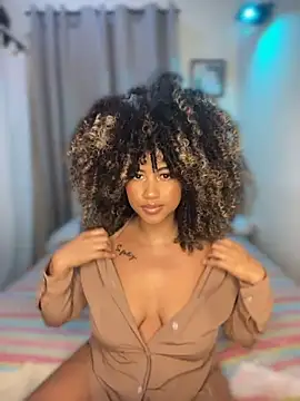 Snapshot of Kendra_curly chatting on 25, 7, 2026 Kendra curly online show from 25, 7, 2026