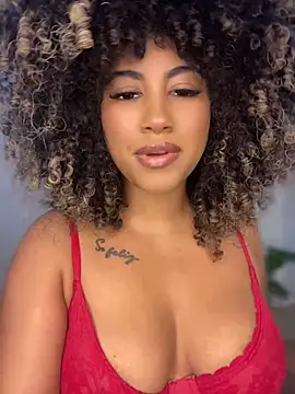 Snapshot of Kendra_curly chatting on 8, 8, 2026 Kendra curly online show from 8, 8, 2026
