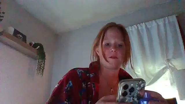 Snapshot of RedVelvetVixen chatting on 22, 5, 2026 RedVelvetVixen online show from 22, 5, 2026