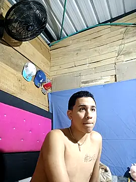 Emyli Liamm online show from 26, 3, 2026