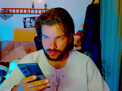 matt smith online show from 17, 4, 2026