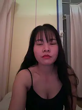 Snapshot of Naked-xx chatting on 25, 5, 2026 Naked-xx online show from 25, 5, 2026