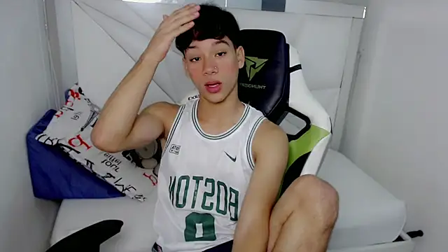 Snapshot of Angelito_66 chatting on 28, 3, 2026 Angelito 66 online show from 28, 3, 2026