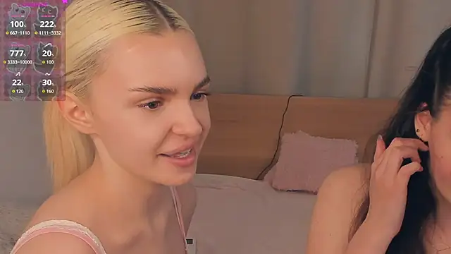Snapshot of JuliannPaysour chatting on 25, 4, 2026 JuliannPaysour online show from 25, 4, 2026