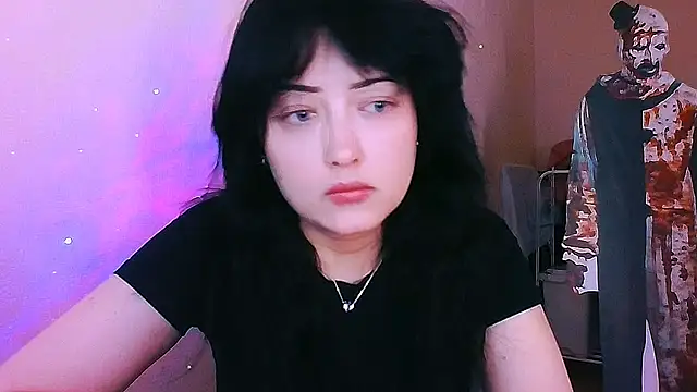 Katarina Fox  online show from 31, 3, 2026