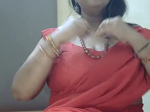 Snapshot of SweetRashii chatting on 31, 3, 2026 SweetRashii online show from 31, 3, 2026