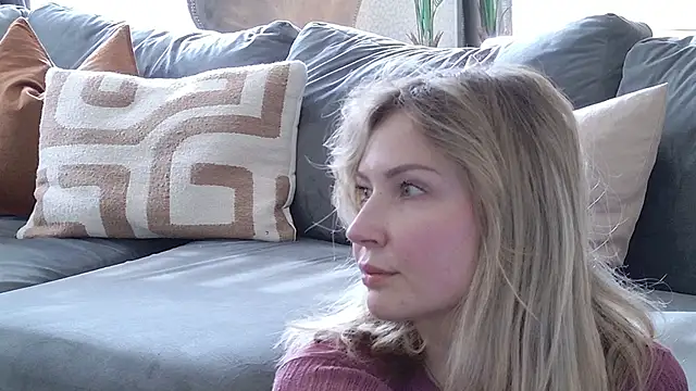 WhereisAlice online show from 2, 4, 2026