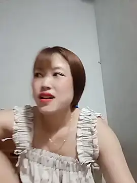 Snapshot of -Bitilu- chatting on 9, 6, 2026 -Bitilu- online show from 9, 6, 2026