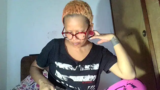 xblackstarX1 online show from 21, 6, 2026