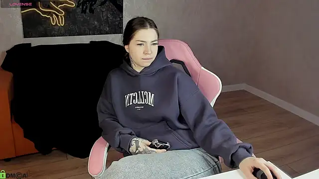 honey cherrry online show from 16, 5, 2026