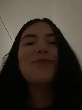 Snapshot of Cami_olarte chatting on 22, 4, 2026 Cami olarte online show from 22, 4, 2026