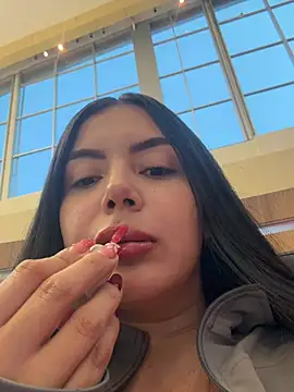 Snapshot of Cami_olarte chatting on 11, 7, 2026 Cami olarte online show from 11, 7, 2026