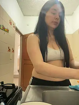 Snapshot of Cami_olarte chatting on 14, 5, 2026 Cami olarte online show from 14, 5, 2026