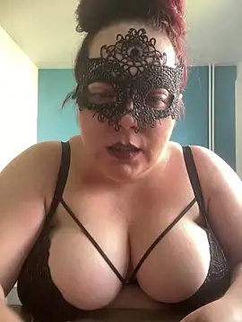Snapshot of bella2399 chatting on 20, 5, 2026 bella2399 online show from 20, 5, 2026