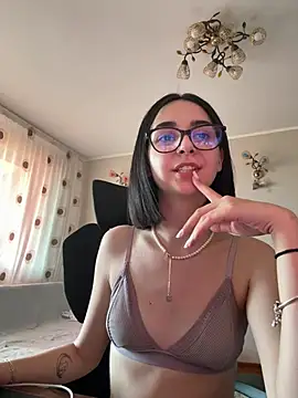 TheaMerve online show from 29, 6, 2026